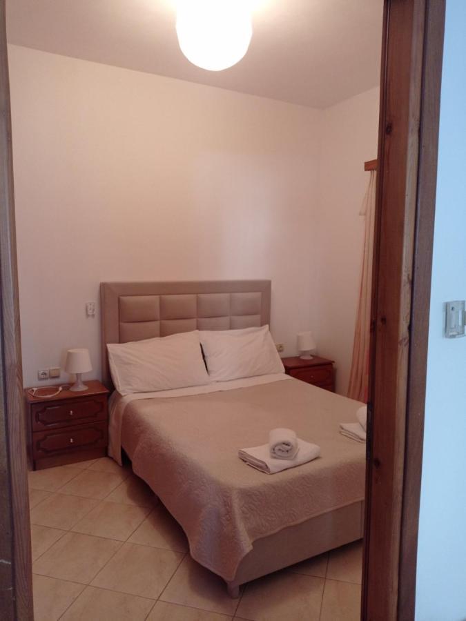 Achilles Apartments Sarandë Buitenkant foto