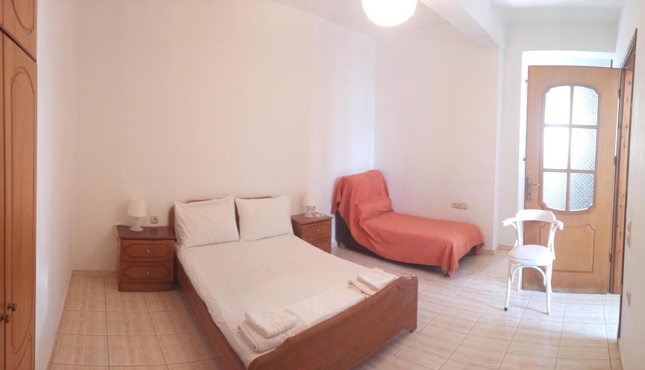 Achilles Apartments Sarandë Buitenkant foto