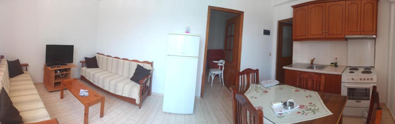 Achilles Apartments Sarandë Buitenkant foto