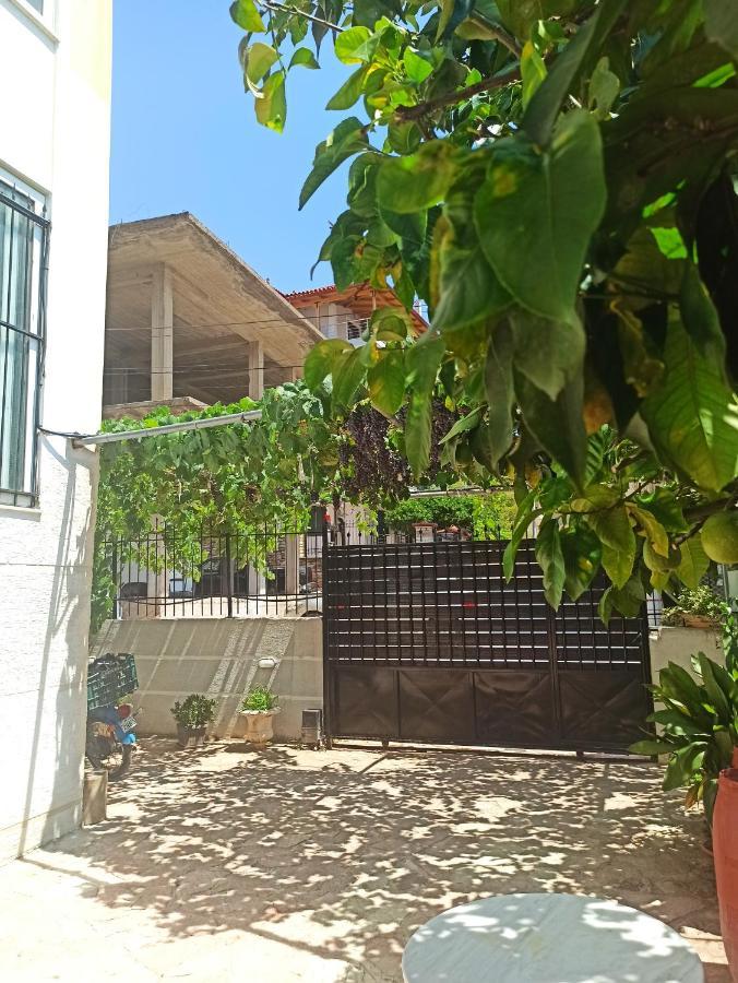 Achilles Apartments Sarandë Buitenkant foto