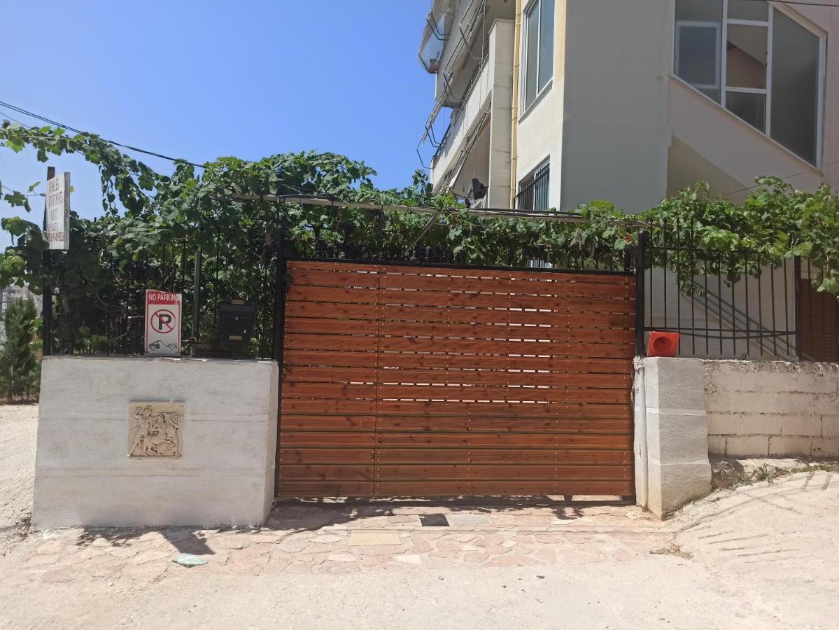 Achilles Apartments Sarandë Buitenkant foto