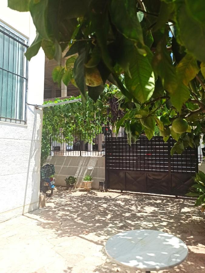 Achilles Apartments Sarandë Buitenkant foto