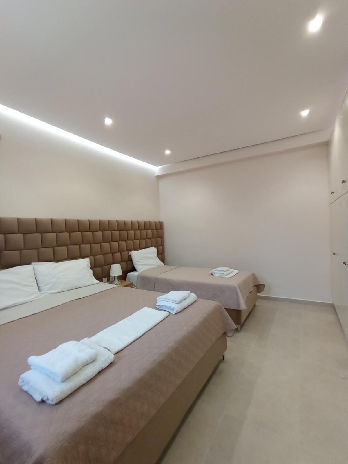 Achilles Apartments Sarandë Buitenkant foto