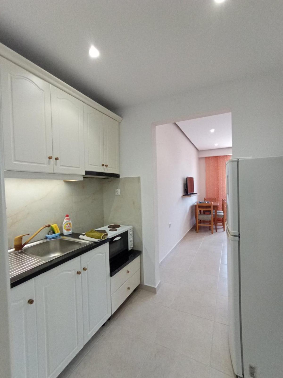 Achilles Apartments Sarandë Buitenkant foto
