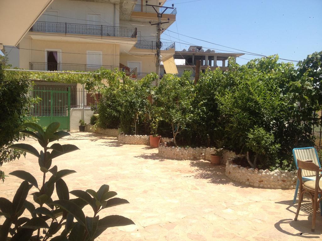 Achilles Apartments Sarandë Buitenkant foto